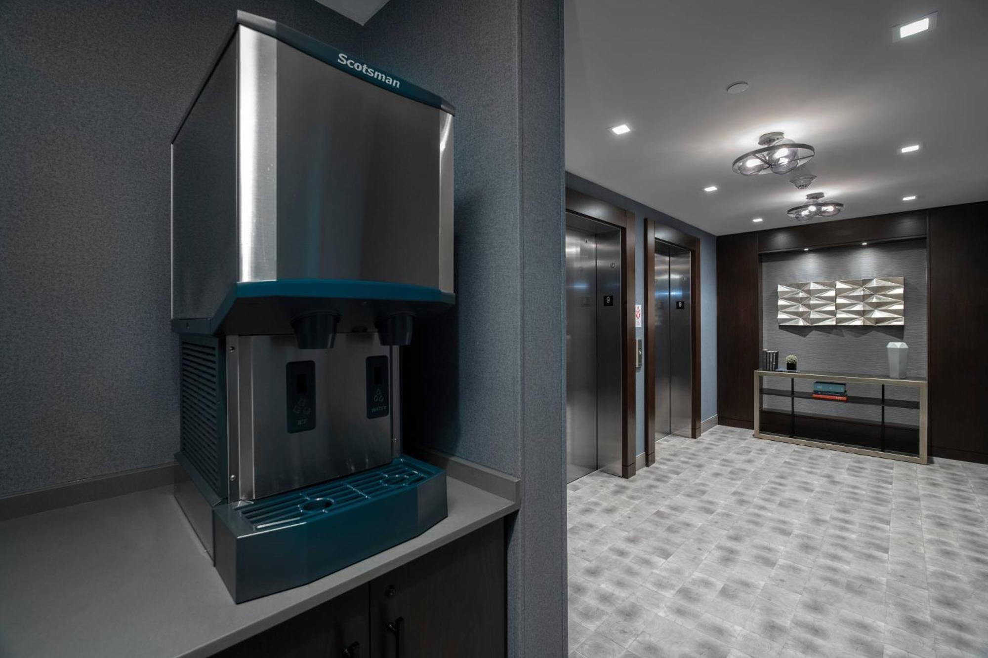 Towneplace Suites By Marriott Boston Medford Eksteriør billede